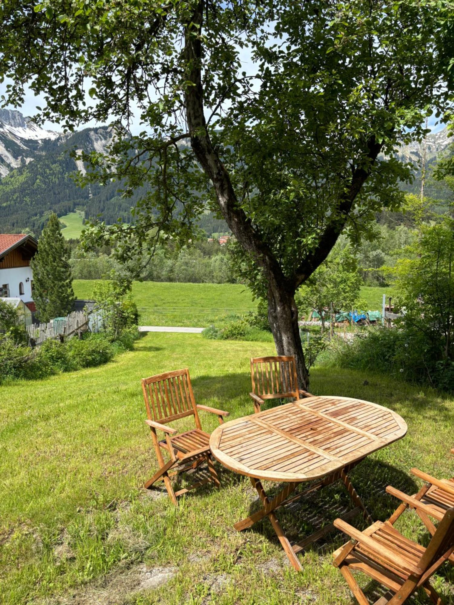 Apartmenthaus Ehrenberg Ehenbichl المظهر الخارجي الصورة