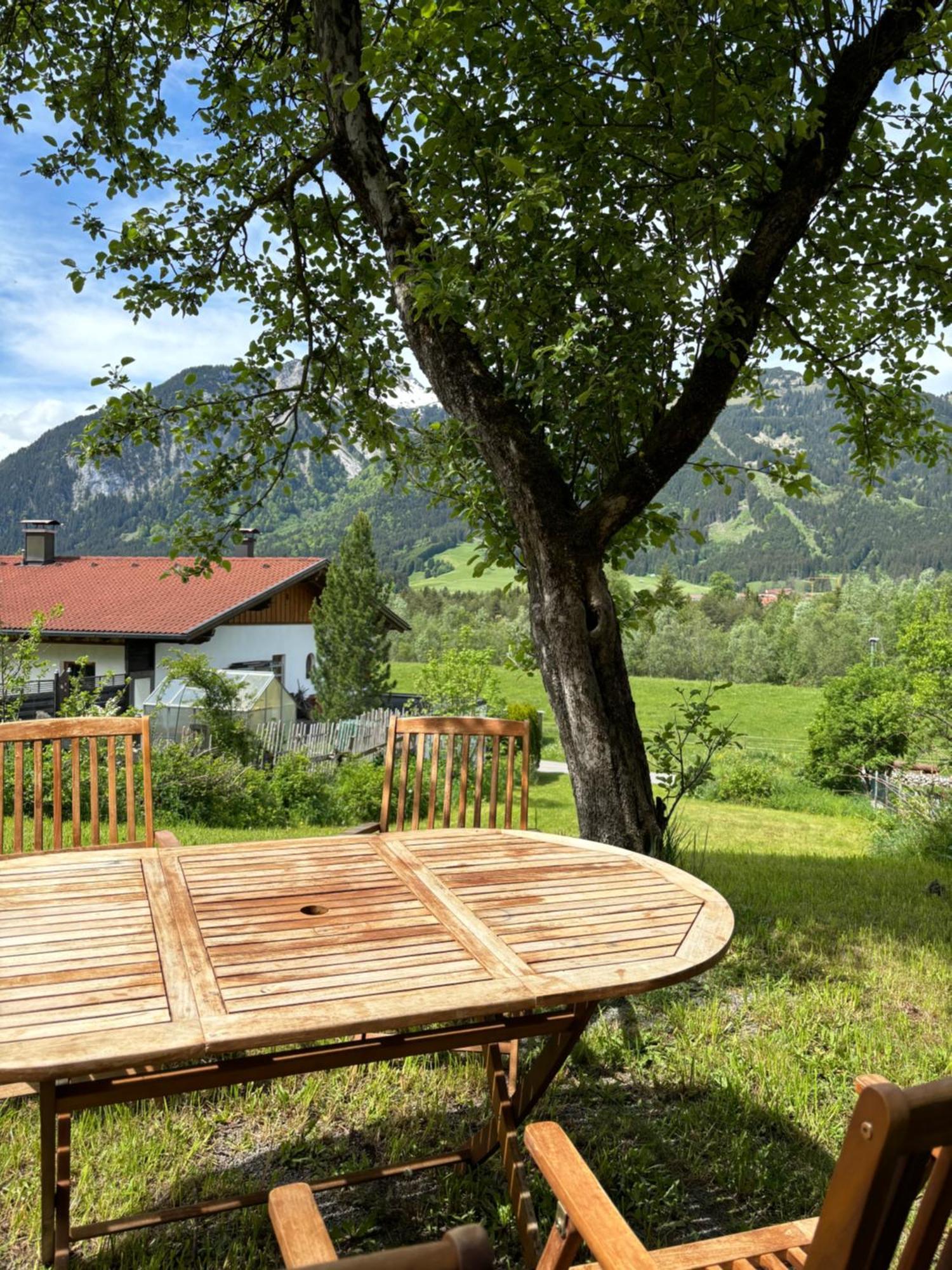 Apartmenthaus Ehrenberg Ehenbichl المظهر الخارجي الصورة